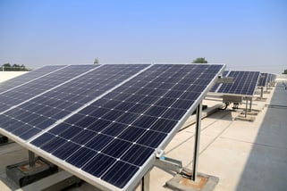 A revolução da energia solar no Brasil e seu crescimento no mercado