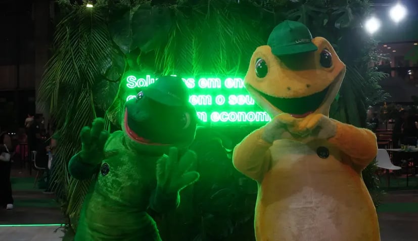 Lu e Bras no estande da Comerc Energia (1)