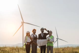 Descarbonização inteligente: como empresas podem usar Energia Renovável e Telemetria para atender às exigências pós-COP30