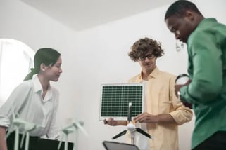 Energia solar + eficiência: como combinar para resultados máximos?