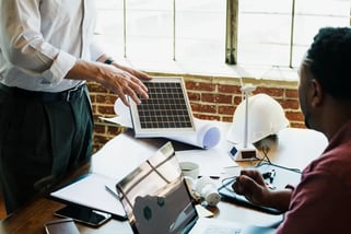 O papel da CCEE no Mercado Livre de Energia: quem faz o quê