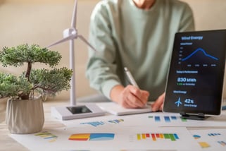 Gestão de risco de energia: como proteger seu orçamento contra a alta do PLD