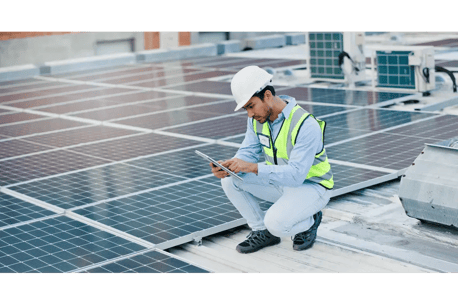 Licitação de energia solar no setor público: como migrar com segurança jurídica