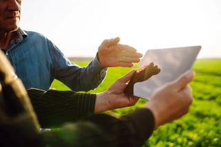 Telemetria e ESG: como comprovar emissões e conquistar certificações no varejo e agro