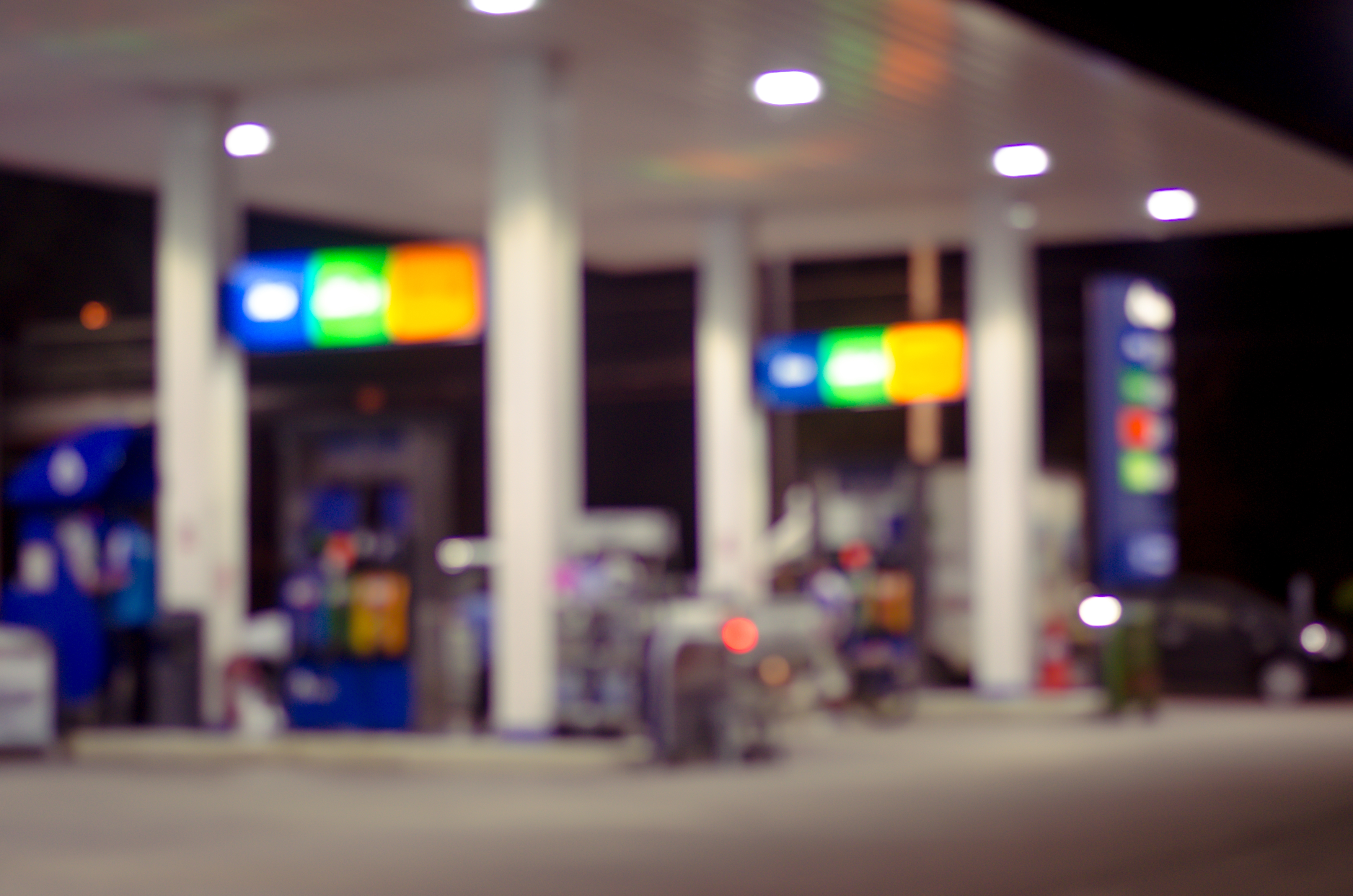 Como economizar energia no posto de combustível e reduzir custos