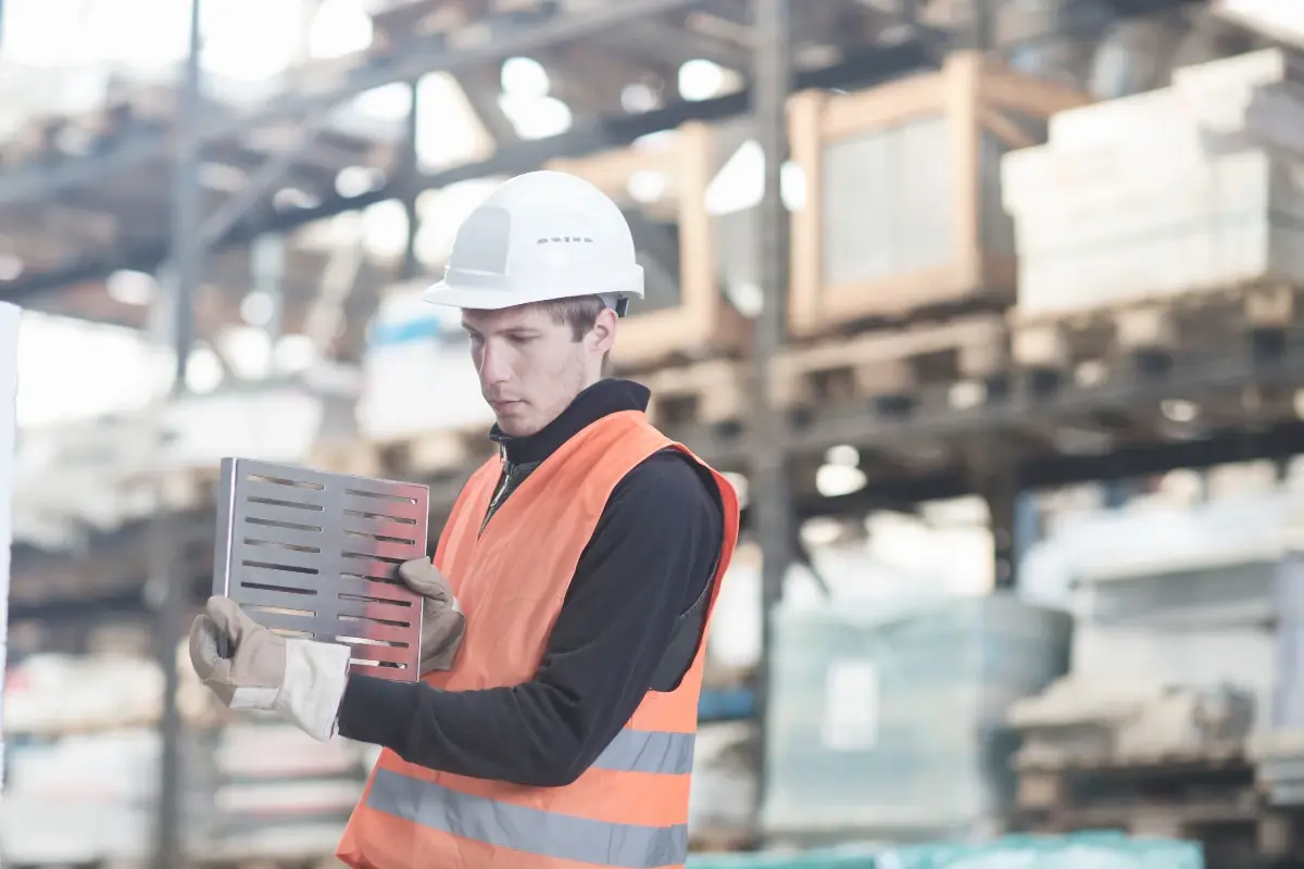 Eficiência Energética Industrial sem CAPEX: Como Funciona o Modelo da Comerc